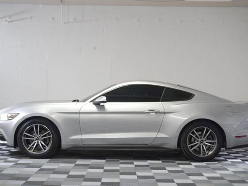 Used 2017 Ford Mustang Premium image 2
