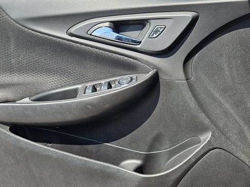 Used 2025 Chevrolet Malibu LT FWD image 23