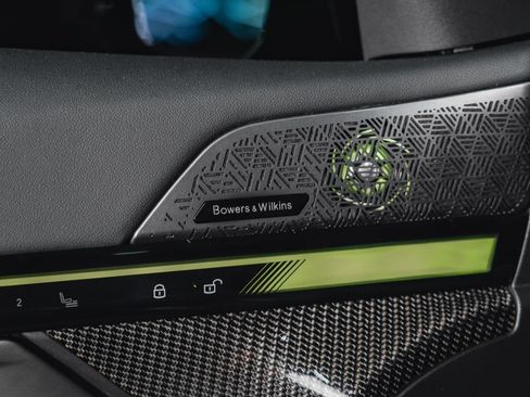 Used 2026 BMW M5 w/ Carbon Package image 37