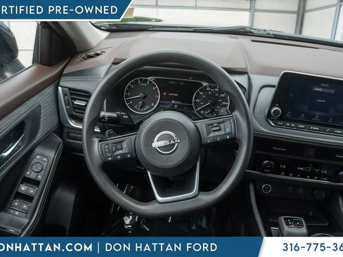 Used 2023 Nissan Rogue SV AWD/4WD image 6