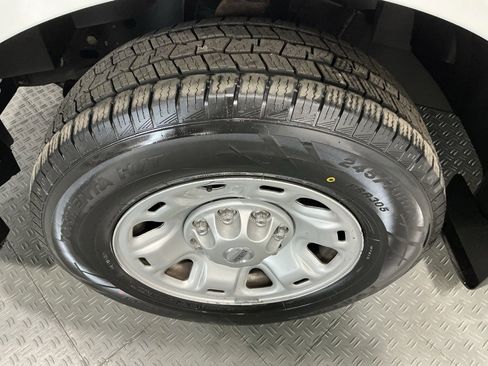 Used 2017 Nissan NV 2500 SV w/ Technology Package image 35