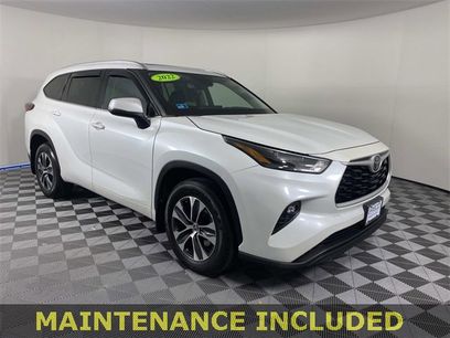 Used 2022 Toyota Highlander XLE