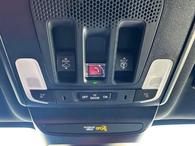 Used 2025 Acura ADX A-Spec AWD/4WD image 38