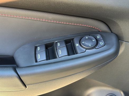 New 2026 Chevrolet TrailBlazer RS w/ Convenience Package AWD/4WD image 13
