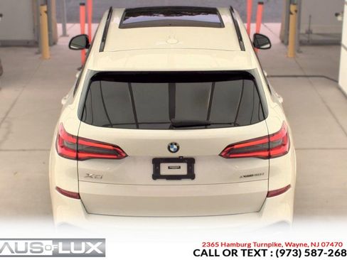Used 2020 BMW X5 xDrive40i w/ M Sport Package AWD/4WD image 9