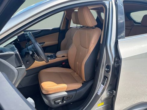 Used 2024 Lexus NX 250 FWD w/ Cold Area Package image 20