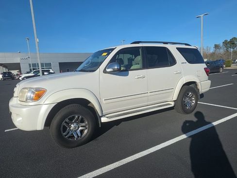 Used 2007 Toyota Sequoia Limited image 2