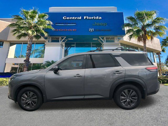 Used 2022 Nissan Pathfinder SV FWD image 8