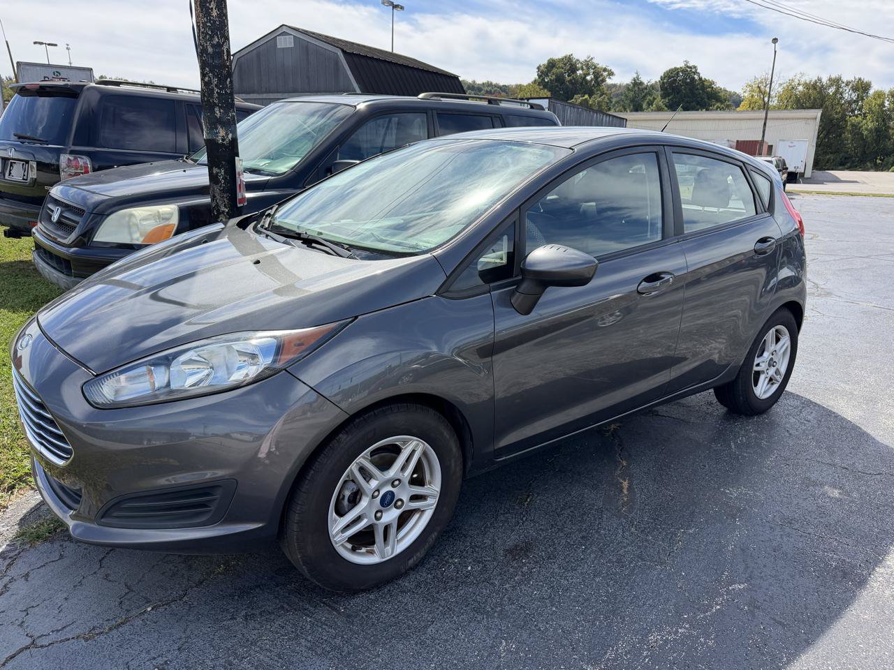 Used 2019 Ford Fiesta SE FWD image 3