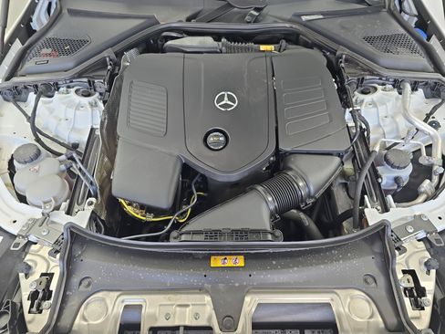 Used 2025 Mercedes-Benz E 350 Sedan image 30