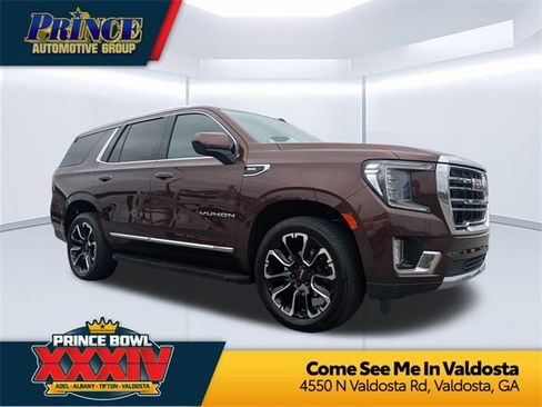 Used 2023 GMC Yukon SLT image 1
