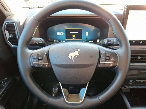 Used 2025 Ford Bronco Sport Outer Banks w/ Outer Banks Tech Package+ image 19