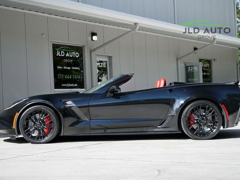 Used 2016 Chevrolet Corvette Z06 w/ 2LZ Preferred Equipment Group image 5