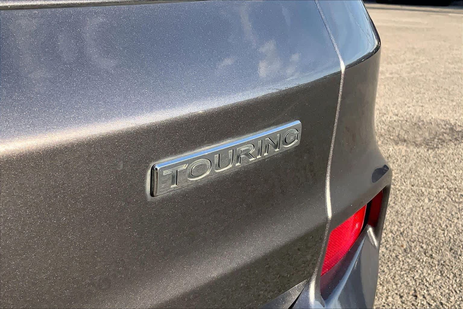 Used 2016 Honda CR-V Touring image 9