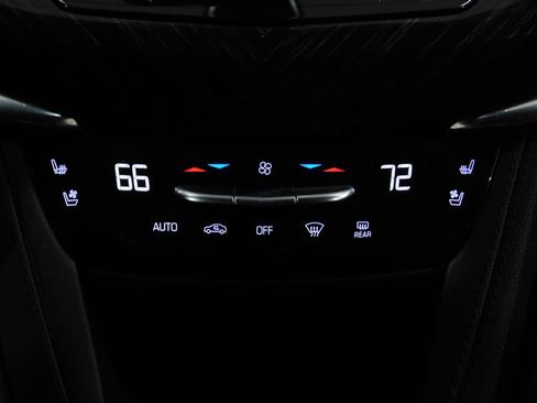 Used 2022 Cadillac XT6 Premium Luxury w/ Technology Package AWD/4WD image 57