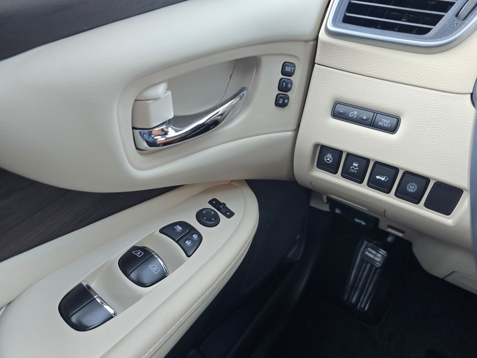 Used 2020 Nissan Murano Platinum AWD/4WD image 22