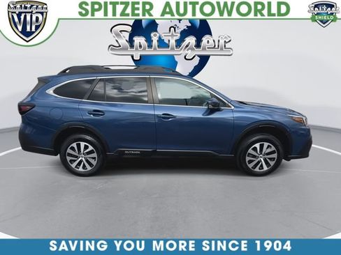 Used 2022 Subaru Outback Premium image 10