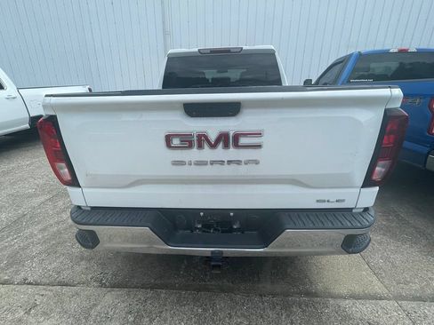 Used 2019 GMC Sierra 1500 SLE w/ SLE Value Package AWD/4WD image 6