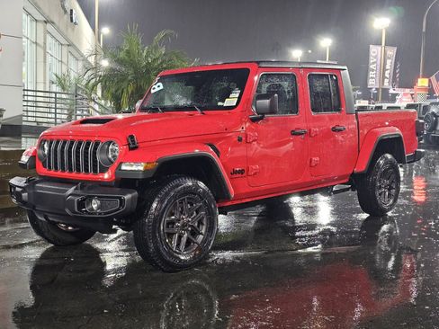 New 2026 Jeep Gladiator Sport image 3