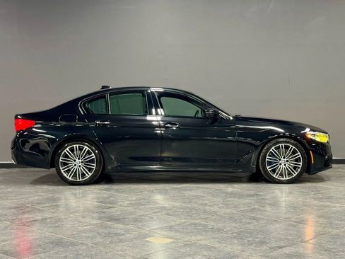 Used 2017 BMW 540i xDrive 540i xDrive Sedan 4D image 4