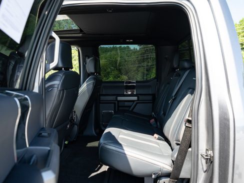 Used 2022 Ford F450 Platinum w/ FX4 Off-Road Package AWD/4WD image 40