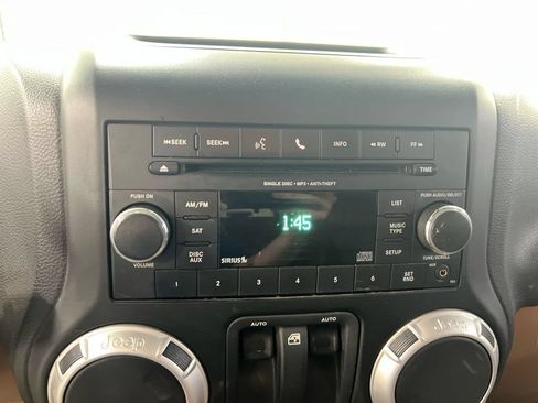 Used 2012 Jeep Wrangler Rubicon w/ Dual Top Group AWD/4WD image 14