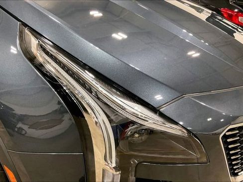Used 2019 Cadillac XT4 Premium Luxury FWD image 29