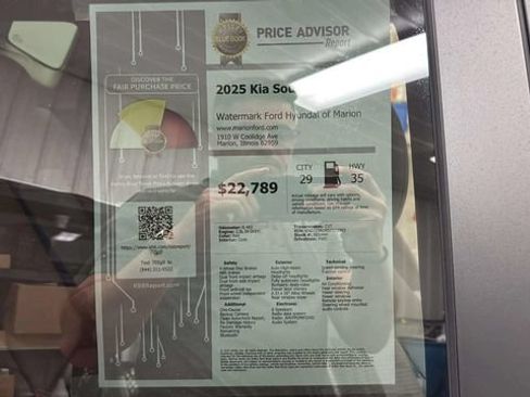 Used 2025 Kia Soul LX FWD image 25