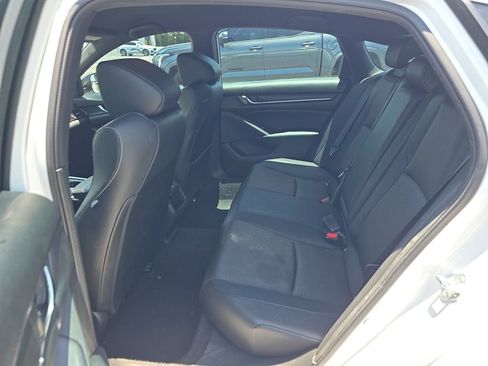 Used 2022 Honda Accord Sport image 4