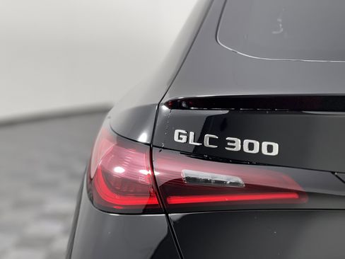 New 2026 Mercedes-Benz GLC 300 4MATIC image 12