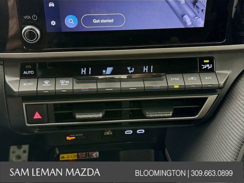 Used 2025 Toyota Camry SE image 15