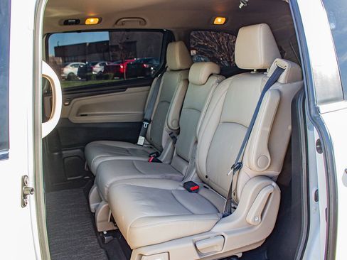 Used 2021 Honda Odyssey EX-L image 15
