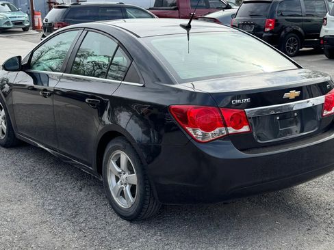 Used 2014 Chevrolet Cruze LT FWD image 3