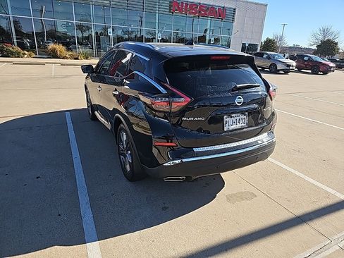 Used 2019 Nissan Murano Platinum w/ Cargo Package image 6