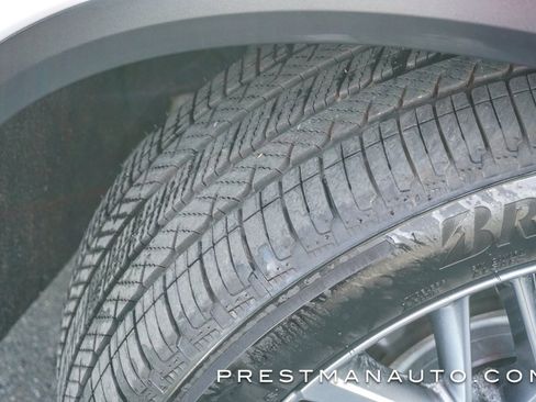 Used 2023 Acura MDX Advance image 11