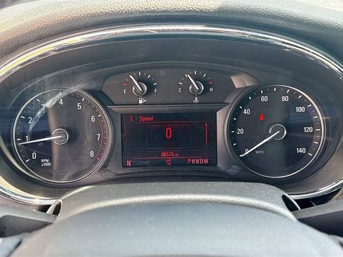 Used 2021 Buick Encore Preferred image 13