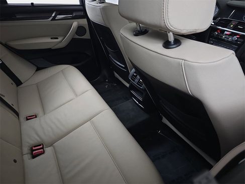 Used 2017 BMW X3 xDrive35i image 13