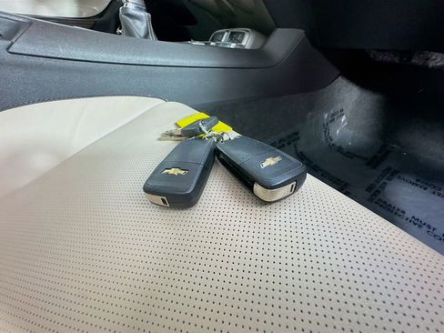 Used 2010 Chevrolet Camaro SS w/ LPO, Ground Effects Package RWD image 39
