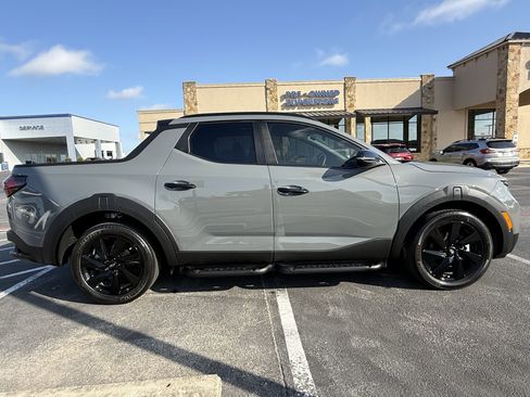 Used 2023 Hyundai Santa Cruz Night image 8