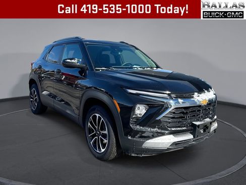 Certified 2025 Chevrolet TrailBlazer LT image 1
