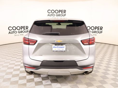 Used 2025 Chevrolet Blazer LT FWD image 21