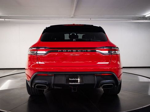 Certified 2026 Porsche Macan image 6
