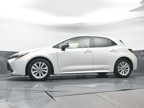 Certified 2026 Toyota Corolla SE FWD image 32