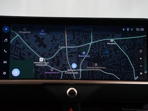 Used 2025 Toyota Crown Signia w/ Advanced Technology Package image 19