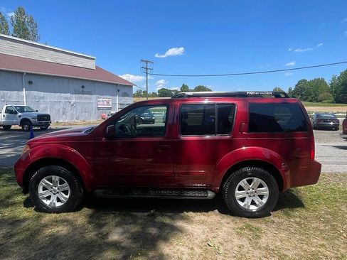 Used 2006 Nissan Pathfinder LE RWD image 5