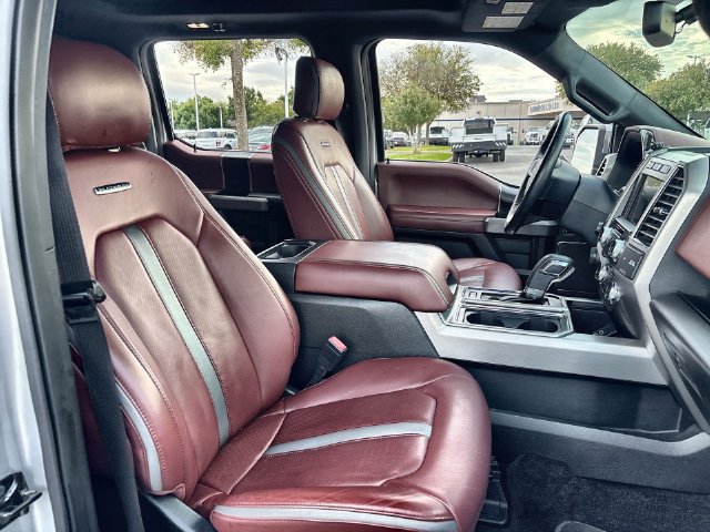 Used 2018 Ford F150 Platinum w/ Equipment Group 701A Luxury AWD/4WD image 34
