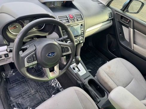 Used 2018 Subaru Forester 2.5i Premium w/ All-Weather Package image 18