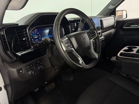 Used 2025 Chevrolet Silverado 1500 LT Trail Boss w/ Protection Package AWD/4WD image 21