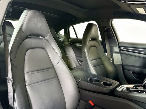 Certified 2023 Porsche Panamera 4 Platinum Edition AWD/4WD image 18