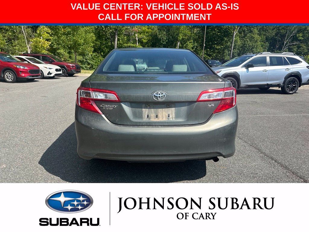 Used 2012 Toyota Camry LE FWD image 5